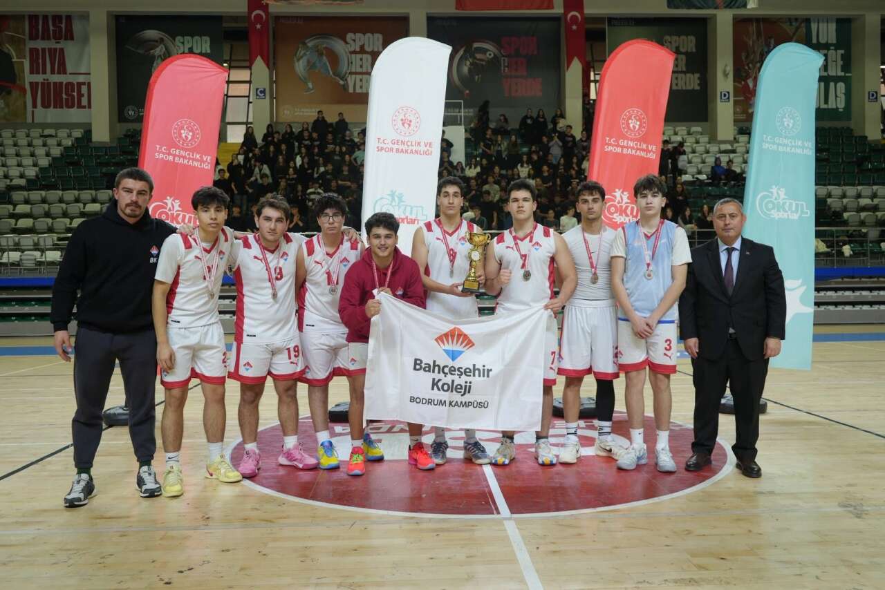 Muğla’da Okul Sporları Basketbol İl Birinciliği Ödüllerle Taçlandı 4